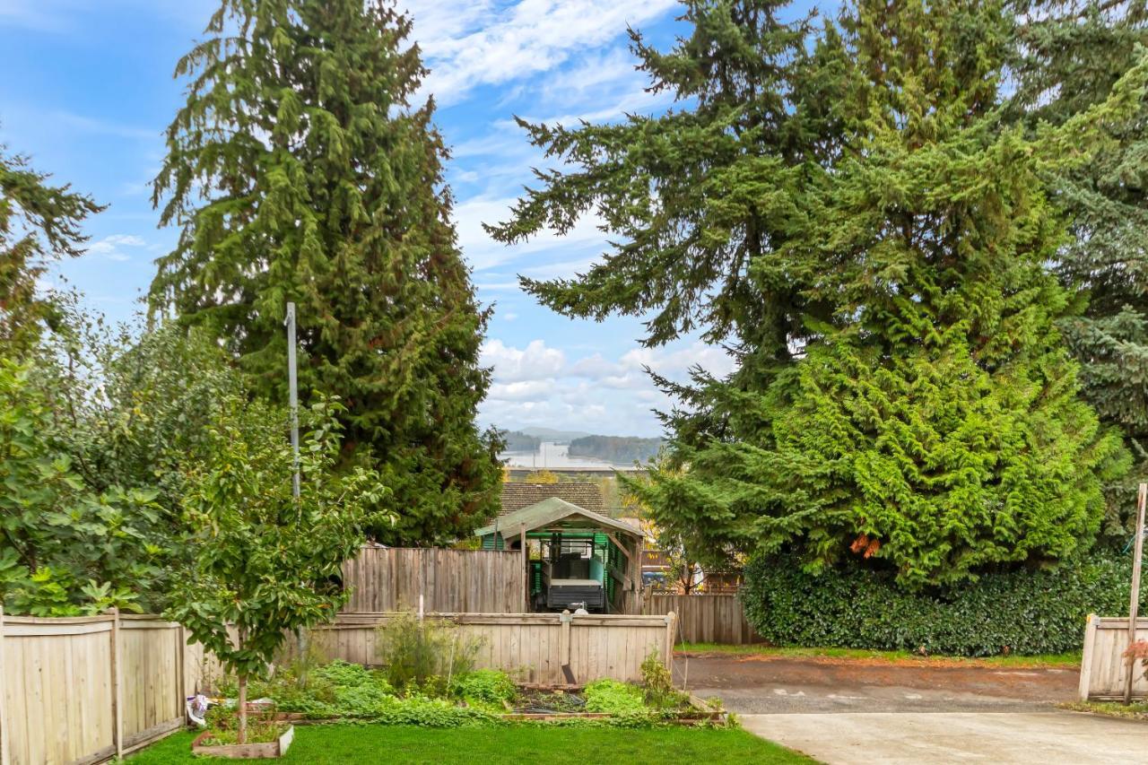 Pristine 3 Beds 2 Washroom Guest Suite Surrey Exterior foto