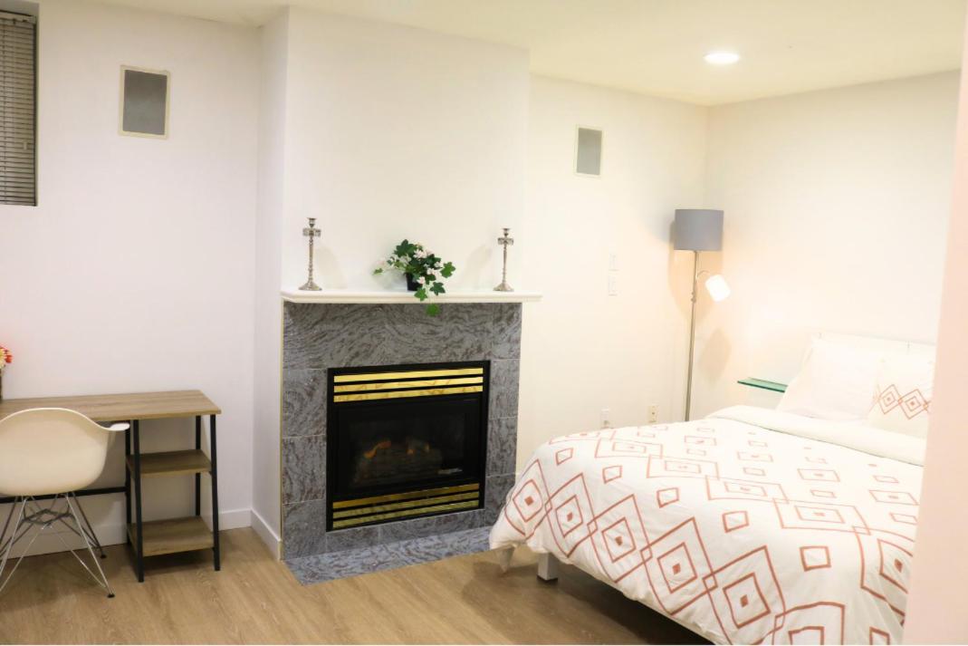 Pristine 3 Beds 2 Washroom Guest Suite Surrey Exterior foto